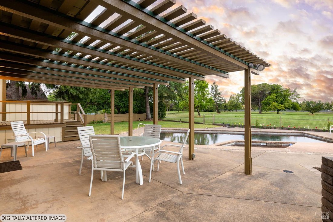 House in Rohnert Park, California, United States 4 - 18201558
