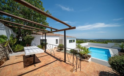House in Faro (Se e Sao Pedro), Algarve, Portugal 1