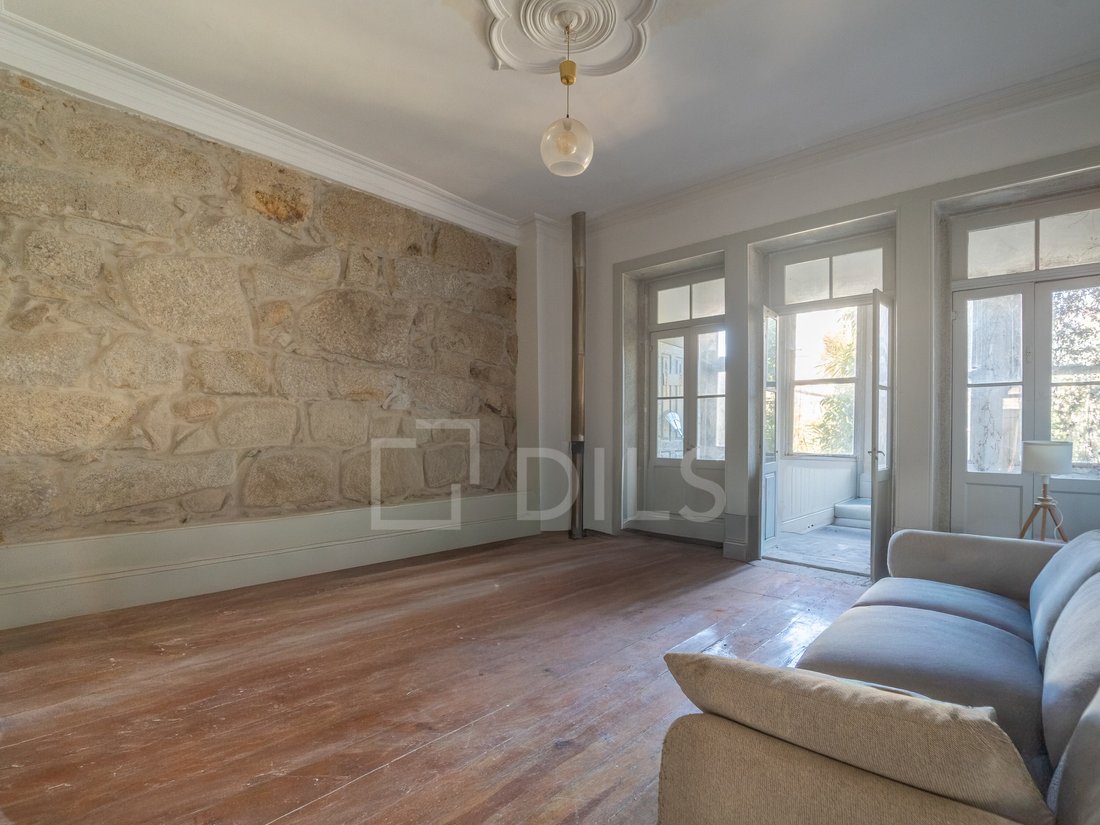 House in Cedofeita, Santo Ildefonso, Se, Miragaia, Sao Nicolau e Vitoria, Porto District, Portugal 1 - 18205779