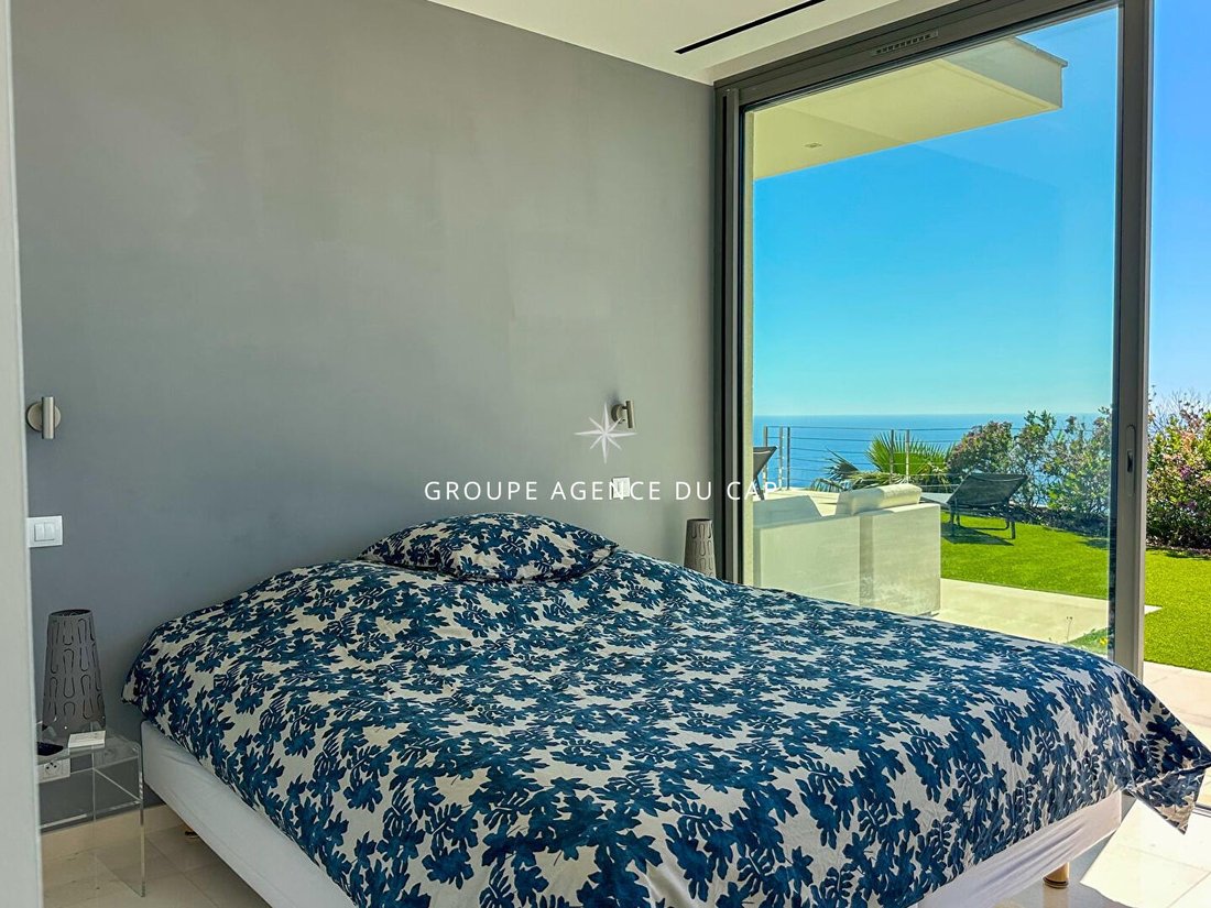 Villa in Les Issambres, Roquebrune-sur-Argens, France 5 - 18206008