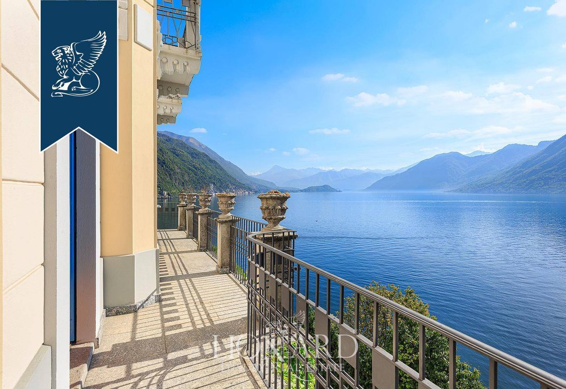 Villa in Argegno, Lombardy, Italy 2 - 18205780