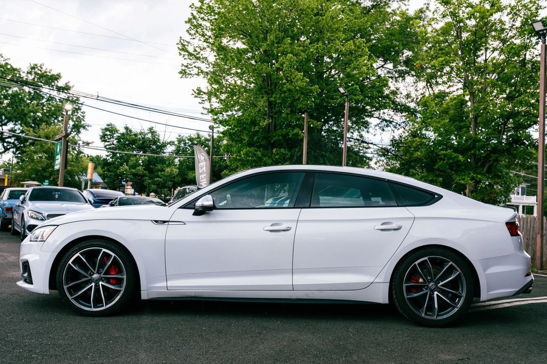 Sedan in Highland Park, NJ, United States 4 - 16046995