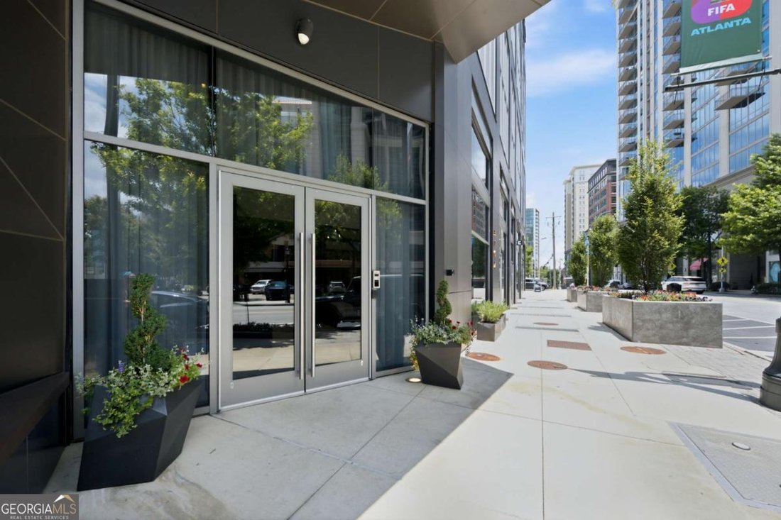 Condo in Atlanta, Georgia, United States 3 - 18205247