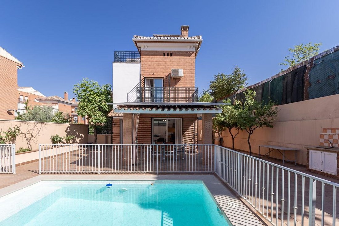 House in Huetor Vega, Andalusia, Spain 2 - 18204664