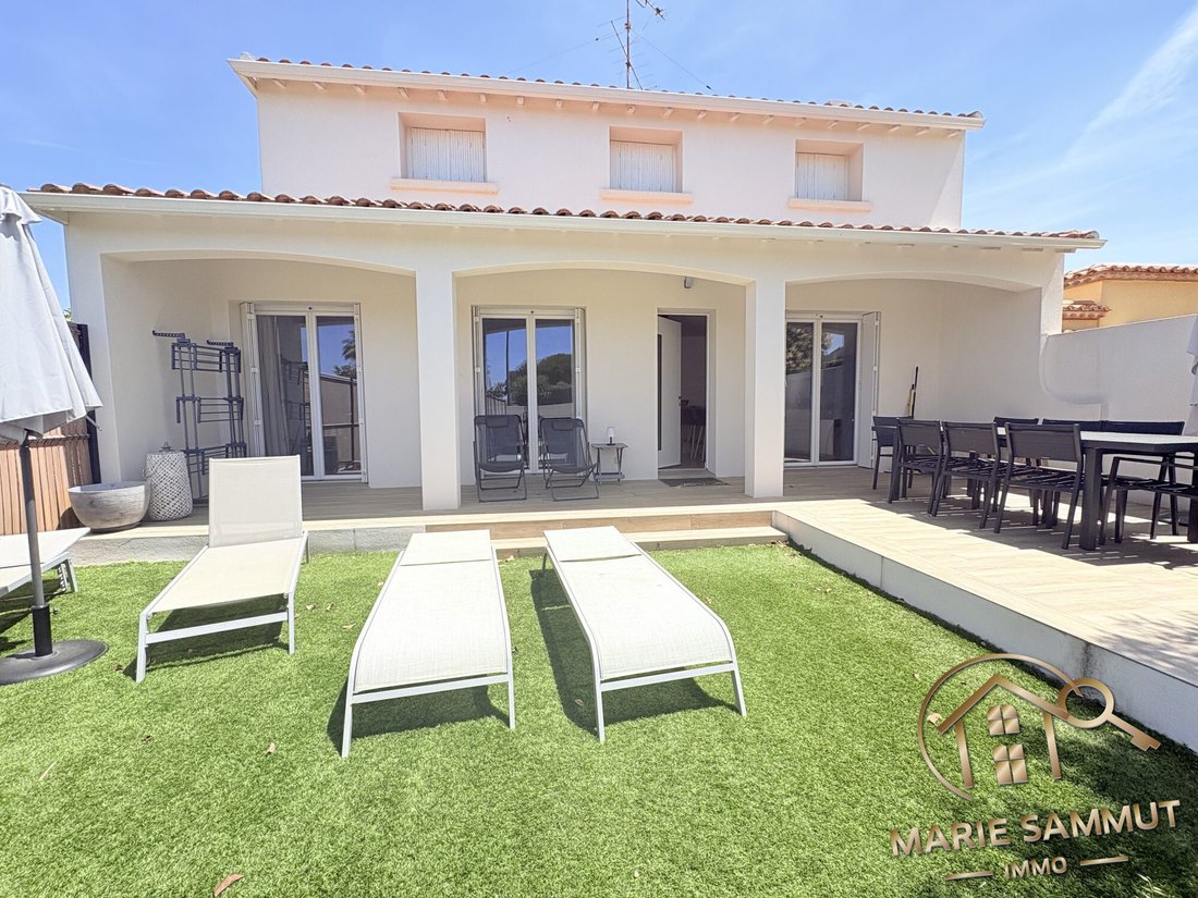 House in Centre Ville, Mauguio, France 2 - 18206932
