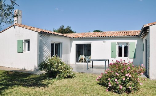 Casa en Sainte-Marie-de-Ré, Nueva Aquitania, Francia 1