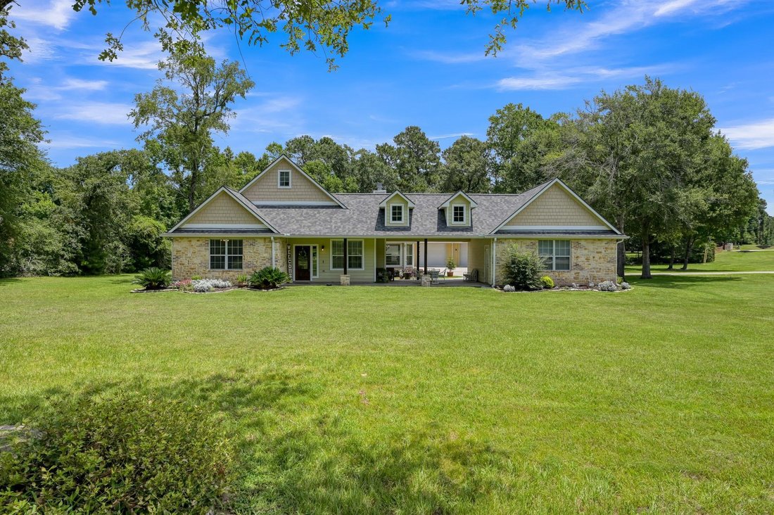 House in Montgomery, Texas, United States 2 - 18200407