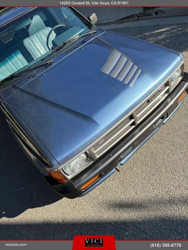 Pickup in Van Nuys, CA, United States 3 - 18201899