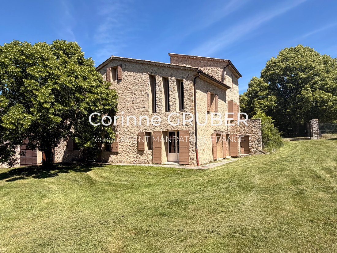 Estate in Thoard, Provence-Alpes-Côte d'Azur, France 4 - 18201653