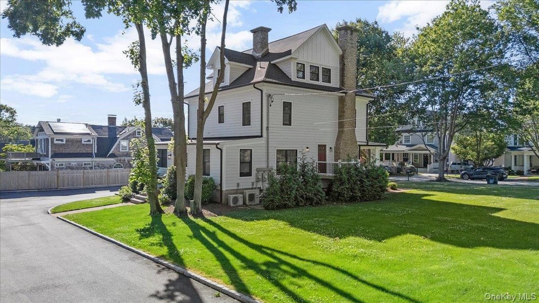 House in Halesite, New York, United States 5 - 18074626