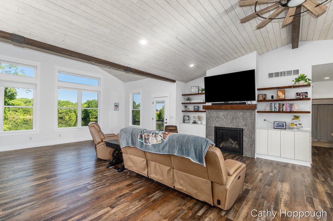 House in Saranac, Michigan, United States 4 - 18031663