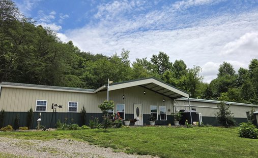 House in Doyle, Tennessee, United States 1