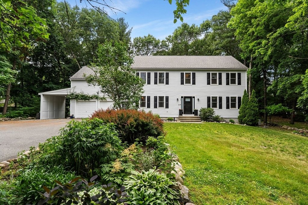 House in Weymouth, Massachusetts, United States 1 - 18207054