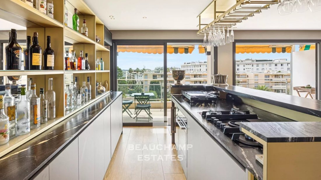 Apartment in La Source, Cannes, France 5 - 16104270
