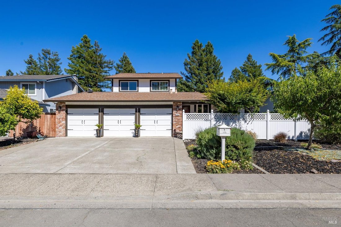 House in Rohnert Park, California, United States 4 - 18201533