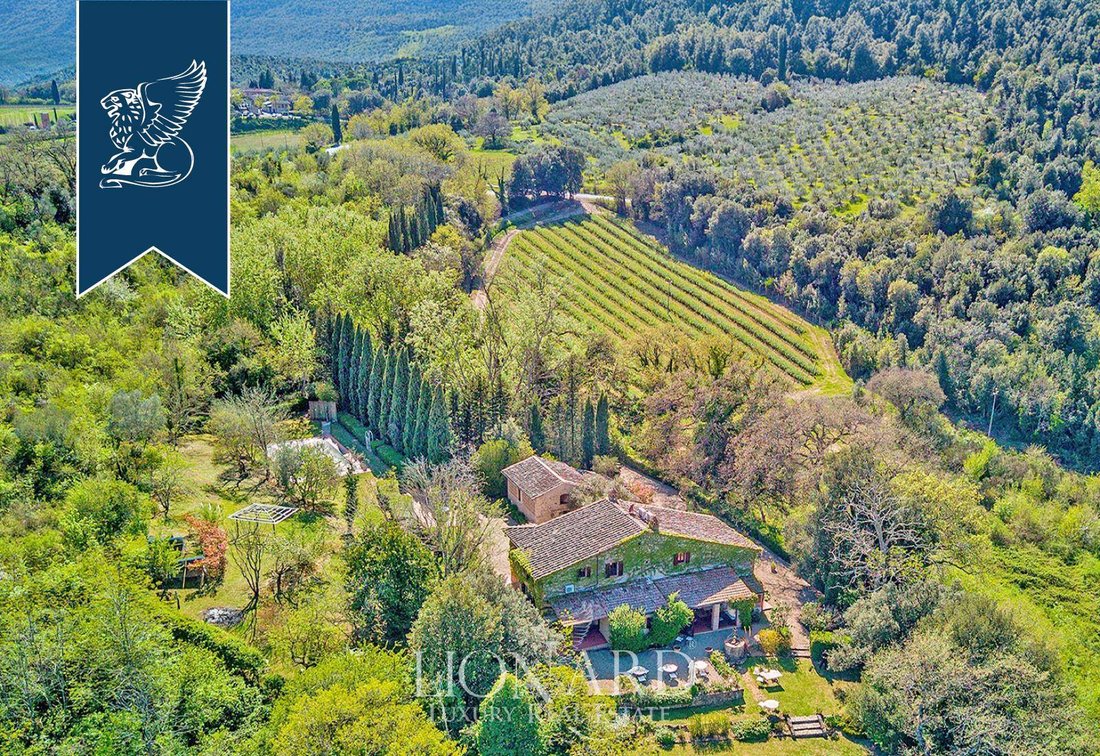 Villa in San Gimignano, Tuscany, Italy 2 - 18205767