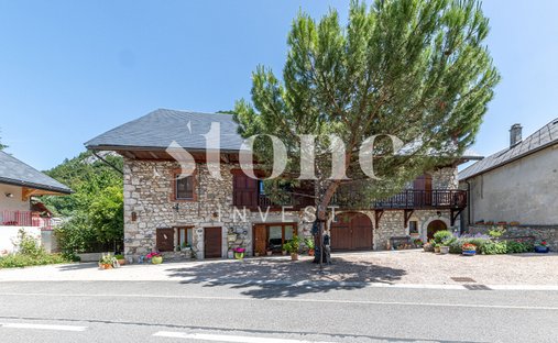 Villa in La Balme-de-Sillingy, Auvergne-Rhône-Alpes, France 1