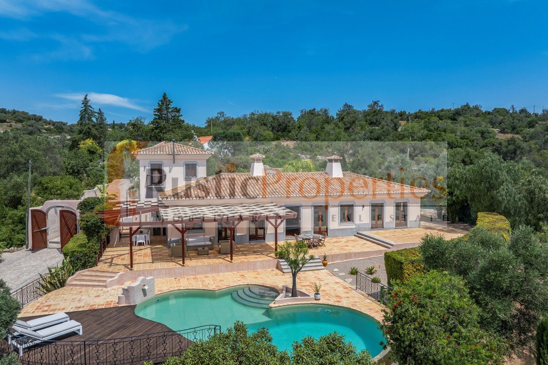 Villa in Loule (Sao Clemente), Algarve, Portugal 2 - 18205771