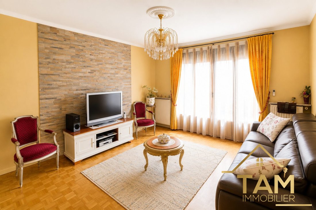 House in Langevin, Saint-Cyr-l'Ecole, France 2 - 18206850