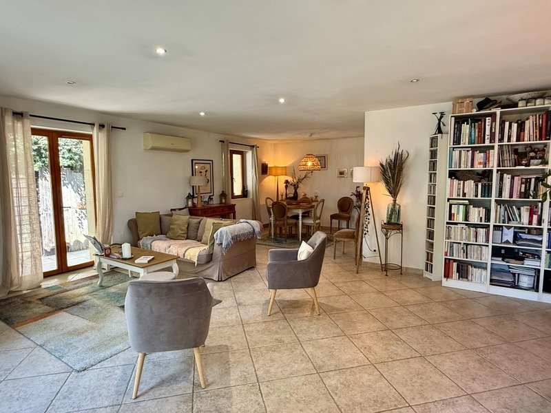 House in Gordes, Provence-Alpes-Côte d'Azur, France 5 - 18205850