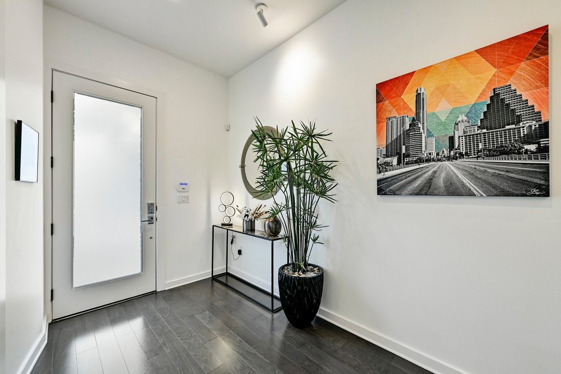 Condo in Austin, Texas, United States 4 - 18200082