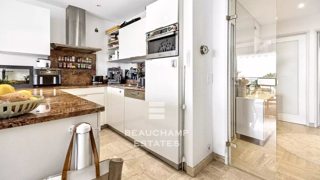 Apartment in La Source, Cannes, France 4 - 17373739