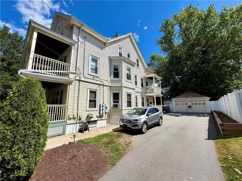 Apartment in Woonsocket, Rhode Island, United States 5 - 18203110