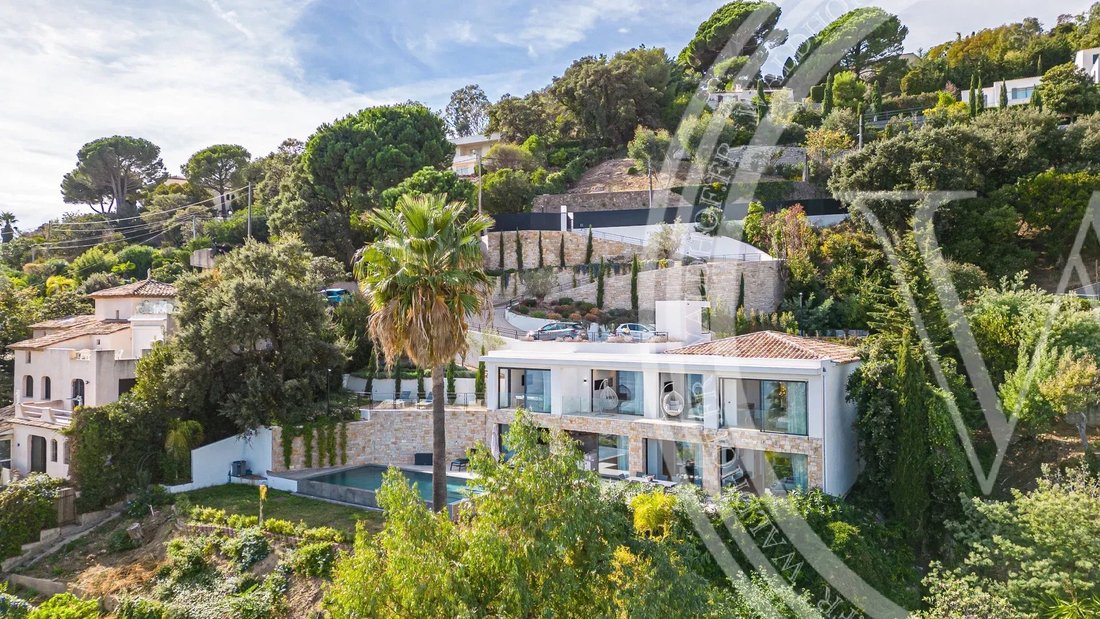 Villa in Font de Veyre, Cannes, France 1 - 18205923
