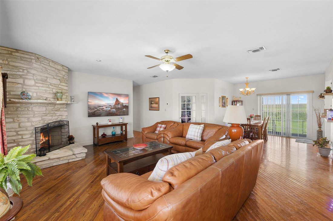 House in Beyersville, Texas, United States 5 - 18204391