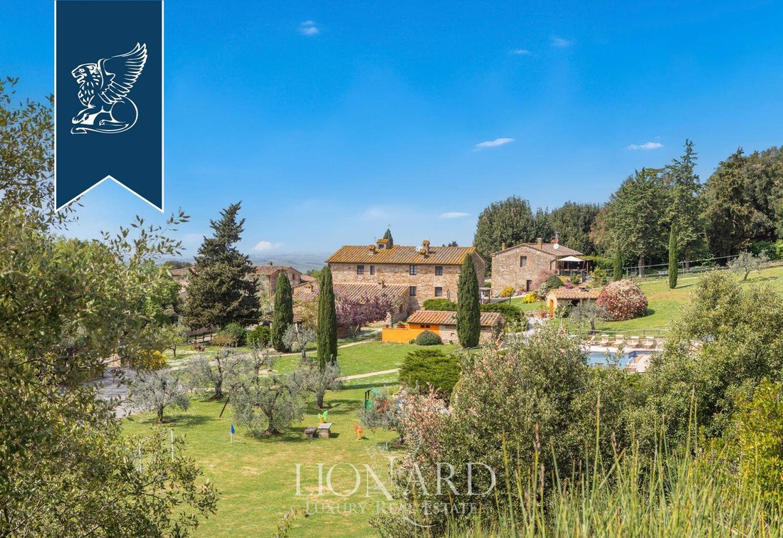 Villa in Volterra, Tuscany, Italy 4 - 18205828