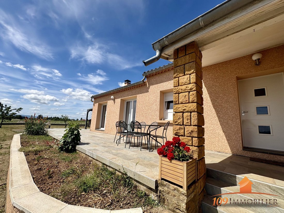 Villa in Theize, Auvergne-Rhône-Alpes, France 5 - 18200700