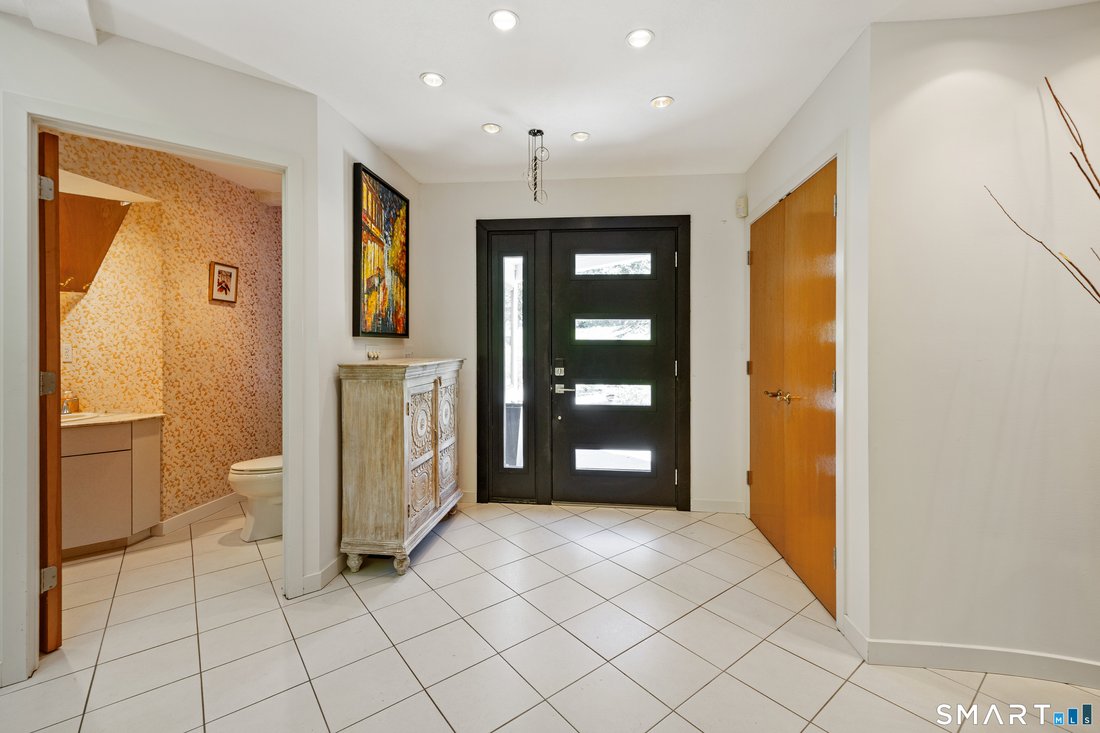 House in Cheshire, Connecticut, United States 2 - 18199674