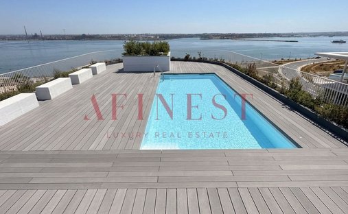 Apartment in Alto do Seixalinho, Santo Andre e Verderena, Setubal, Portugal 1