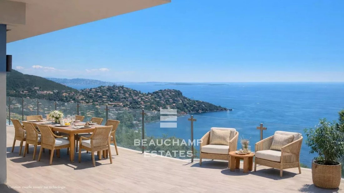 Villa in Théoule-sur-Mer, Provence-Alpes-Côte d'Azur, France 2 - 14968205
