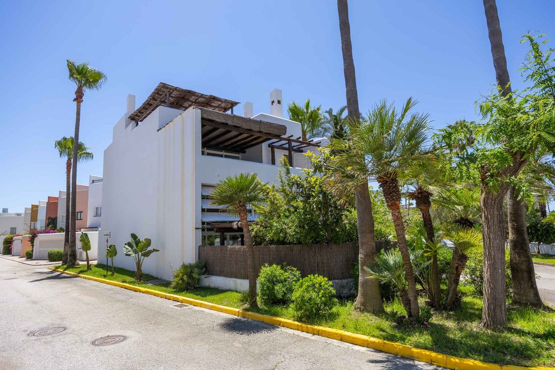 House in Sotogrande, San Roque, Andalusia 1 - 18206688