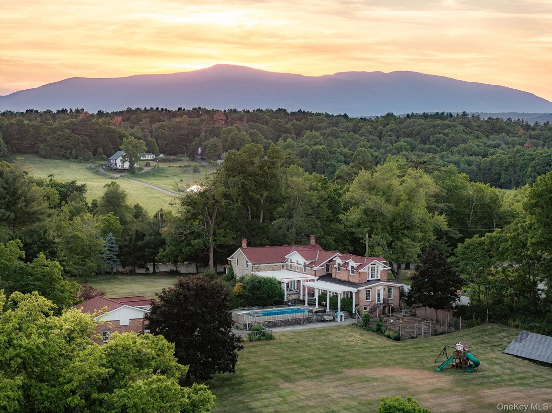 House in Saugerties, New York, United States 1 - 18203644
