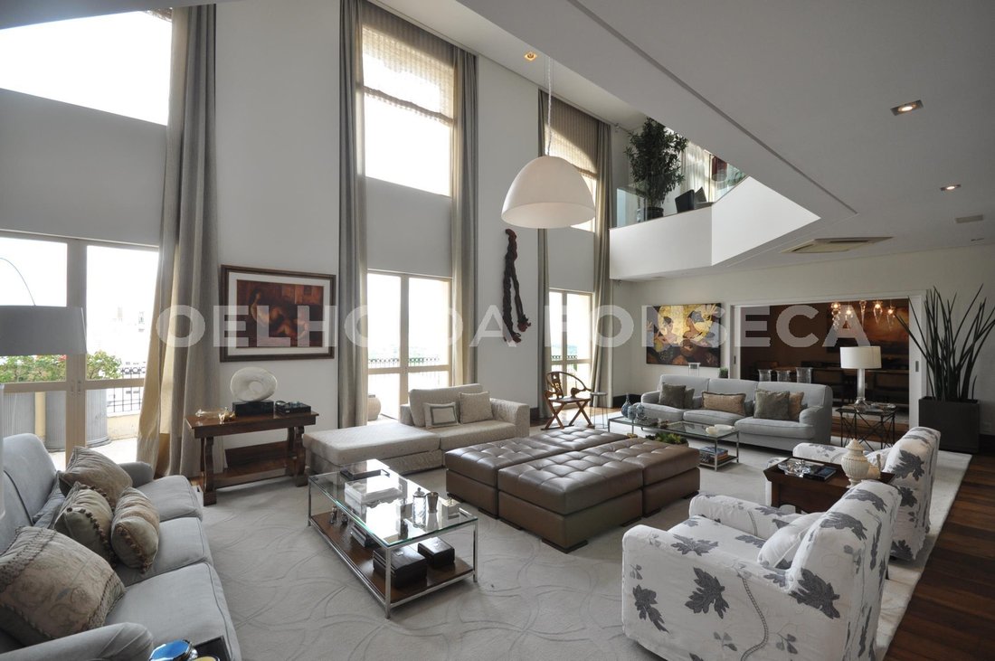 Condo in São Paulo, State of São Paulo, Brazil 5 - 18206698