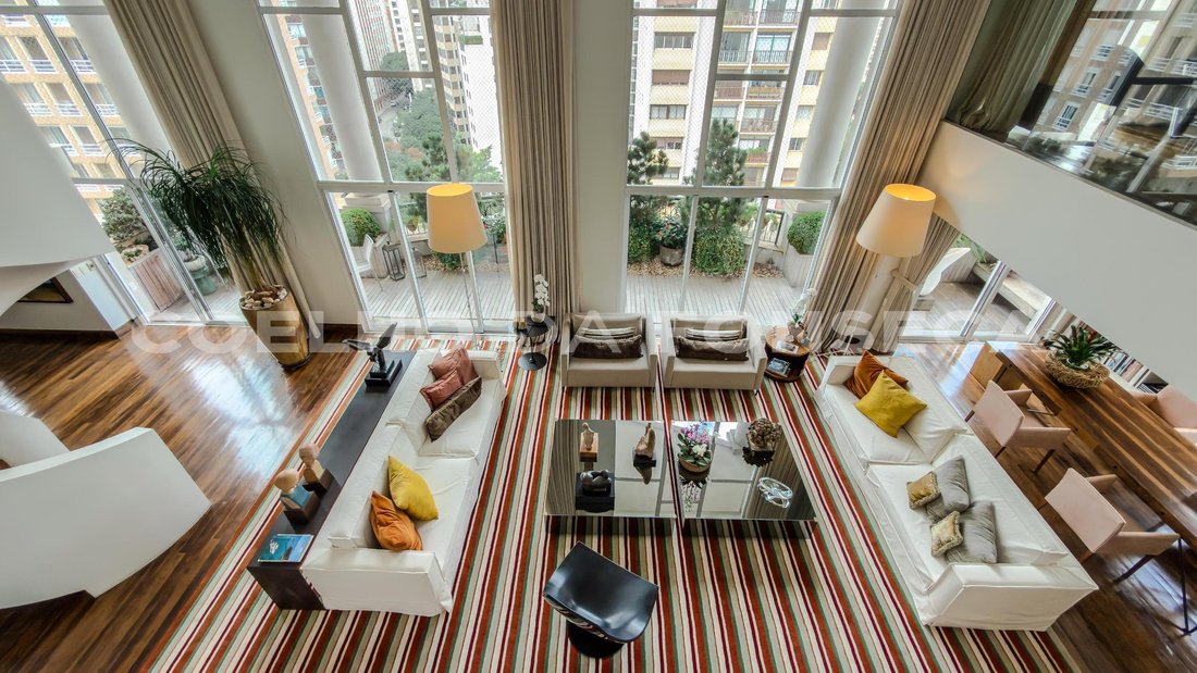 Condo in São Paulo, State of São Paulo, Brazil 1 - 18206705