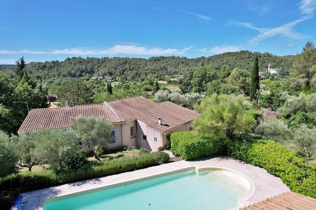 Villa in Uzès, Occitania, France 5 - 18201418