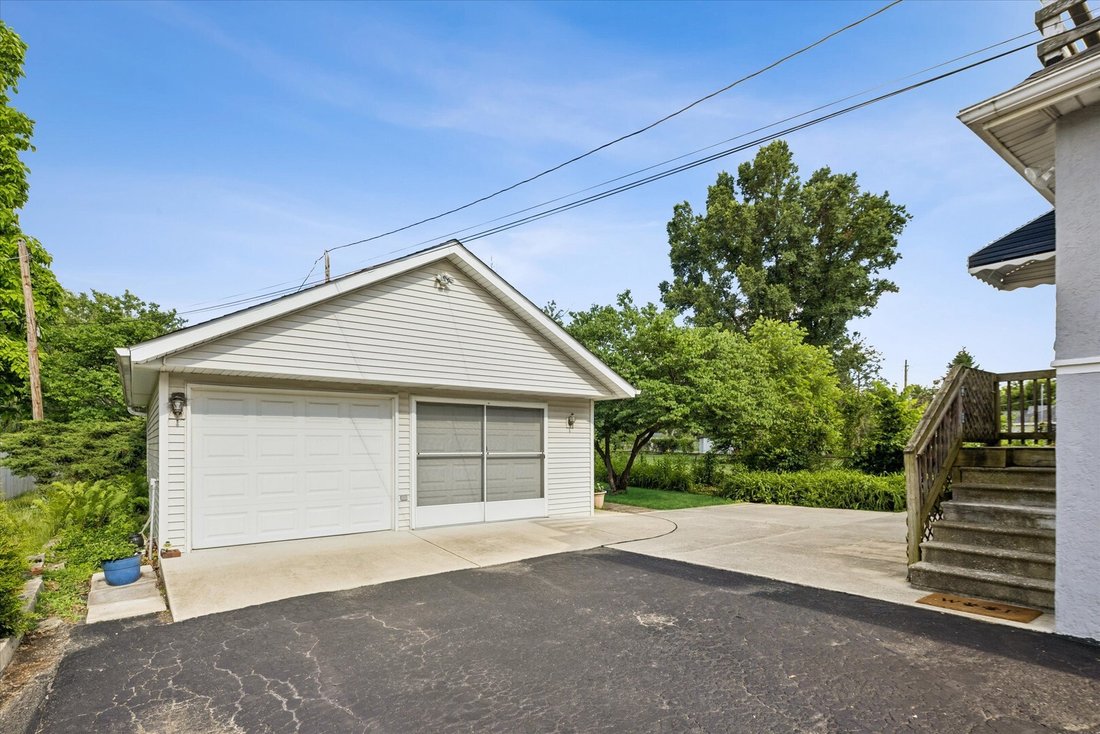 House in Villa Park, Illinois, United States 2 - 18200014