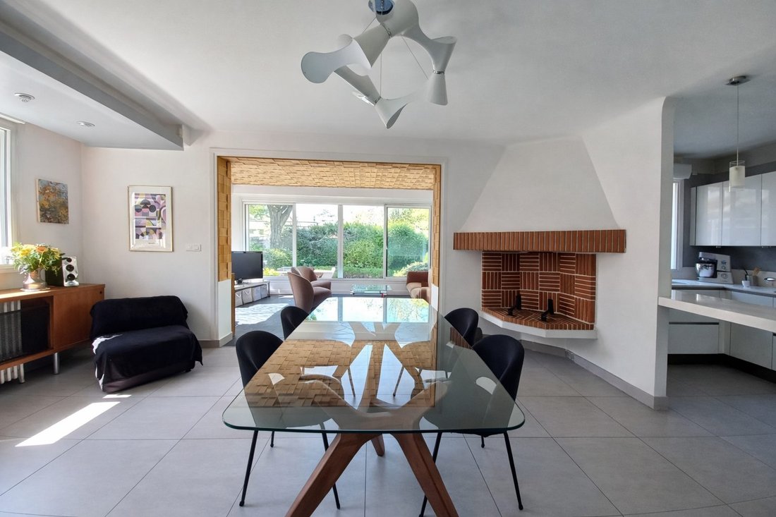 House in Chatou, Ile-de-France, France 5 - 18206840