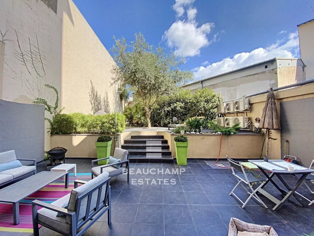 Carnot, Cannes, France 3 - 16898721