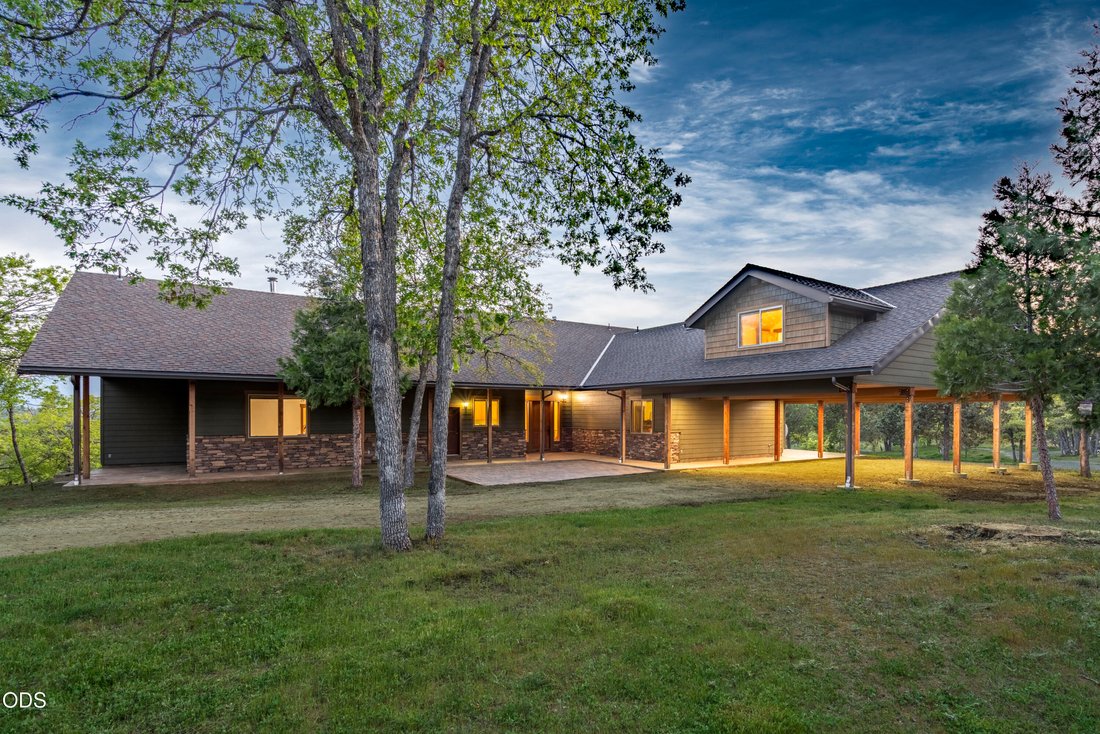 House in Ashland, Oregon, United States 1 - 18207009