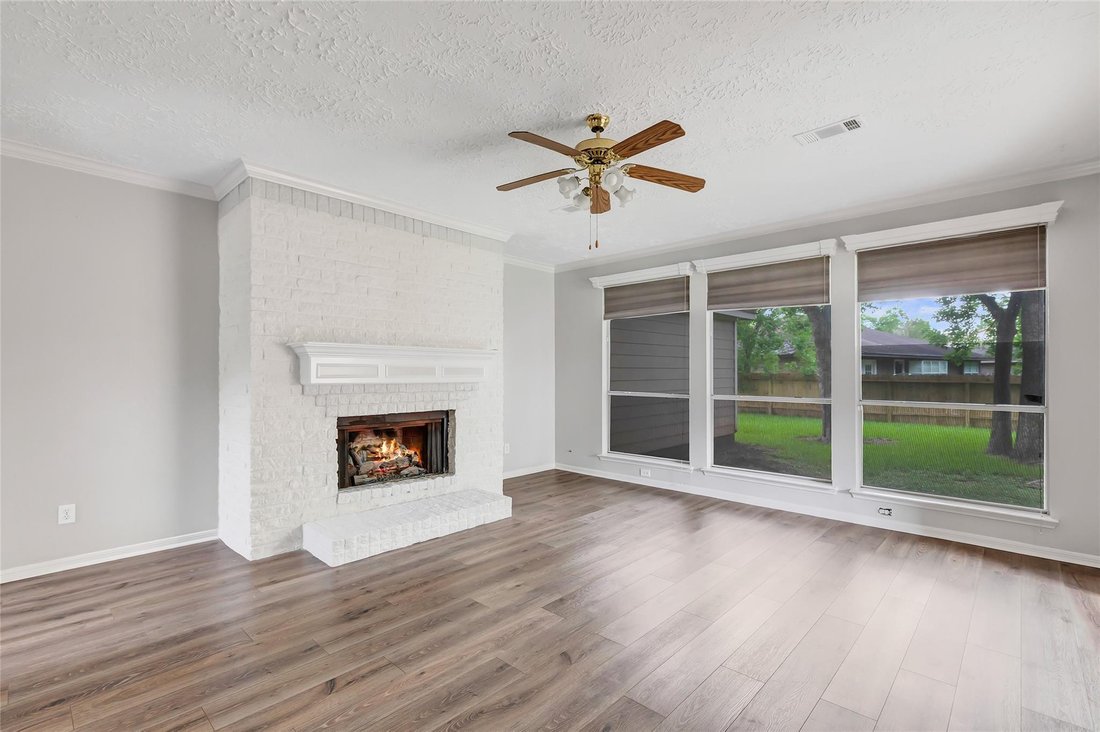 House in Crosby, Texas, United States 2 - 18204806