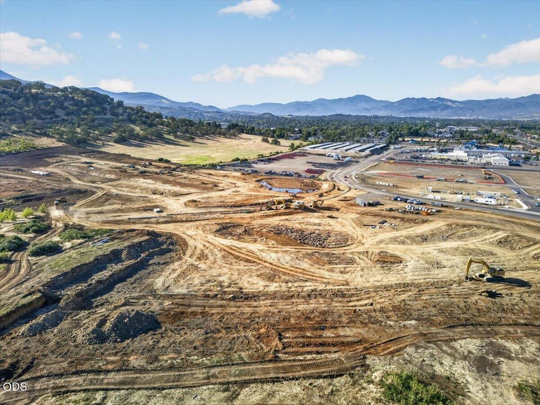 Land in Medford, Oregon, United States 5 - 17767023
