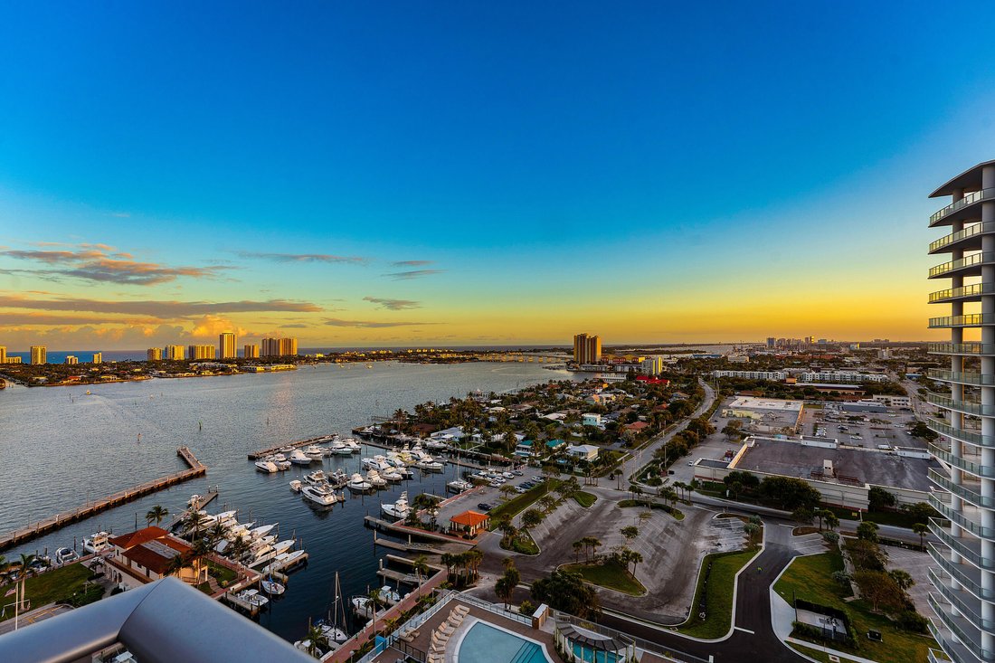 Condo in Lake Park, Florida, United States 5 - 18204616