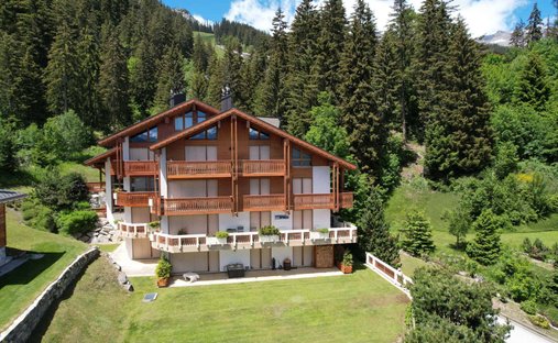 Apartamento en Mollens, Cantón del Valais, Suiza 1