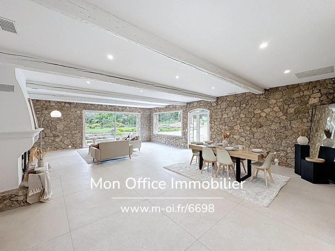 House in Le Plan-de-la-Tour, Provence-Alpes-Côte d'Azur, France 2 - 18199480