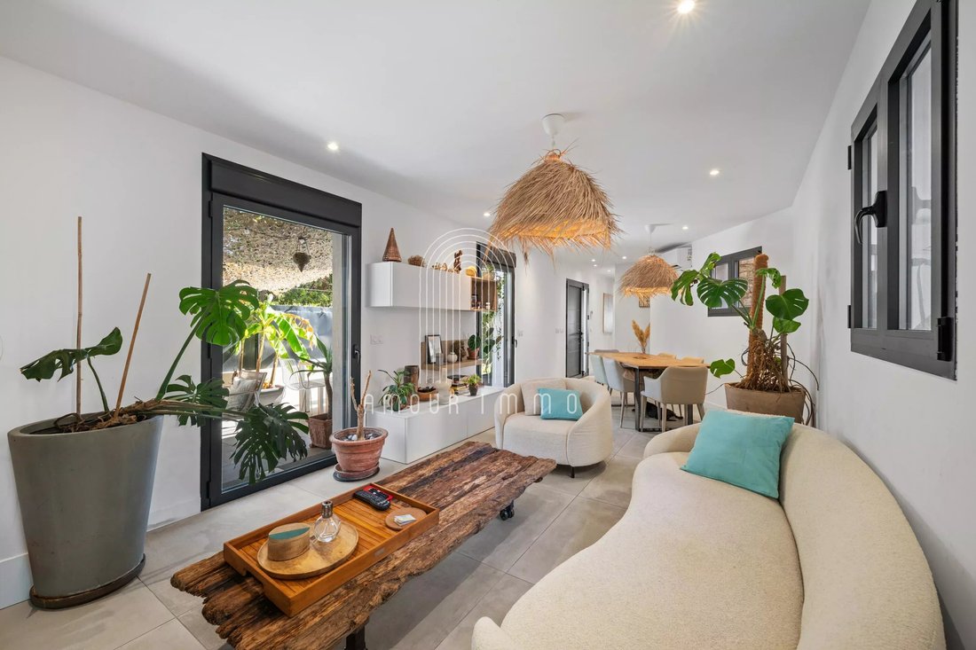 Townhouse in Liberation, Nice, France 1 - 18199722