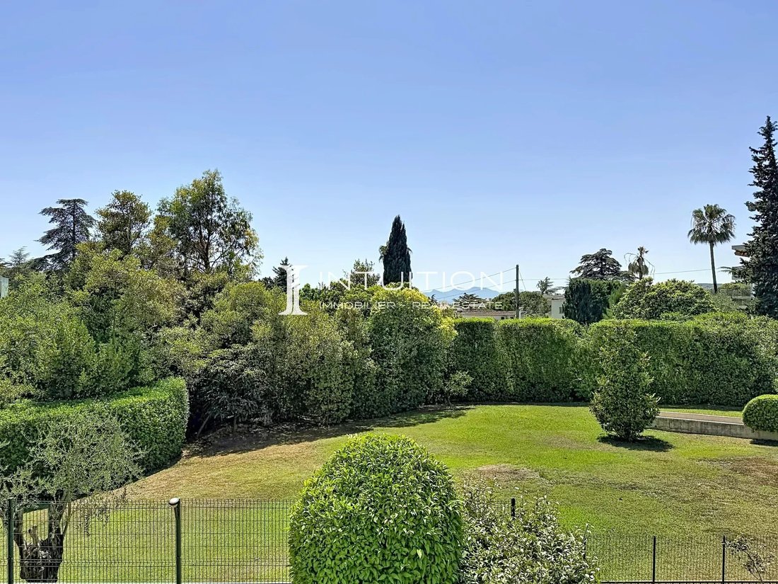 Apartment in Cannes, Provence-Alpes-Côte d'Azur, France 1 - 18199423